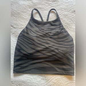 Women’s old navy cropped workout top